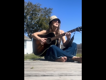  alt="Zella Day"