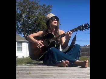  alt="Zella Day"