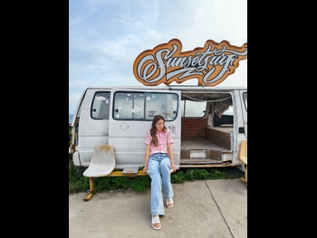  alt="Linda Chung"