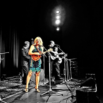 Rhonda Vincent