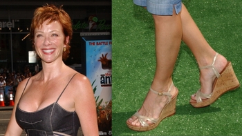 Lauren Holly