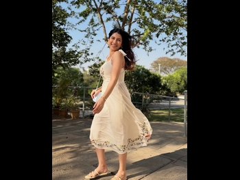  alt="Elakshi Gupta"