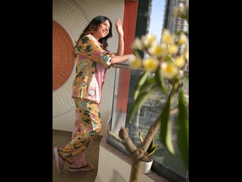  alt="Elakshi Gupta"