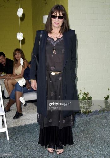 Anjelica Huston