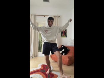  alt="Connor Franta"