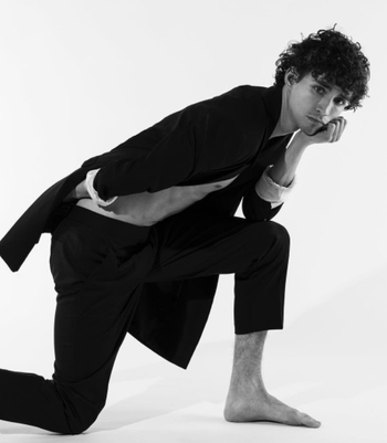 Robert Sheehan