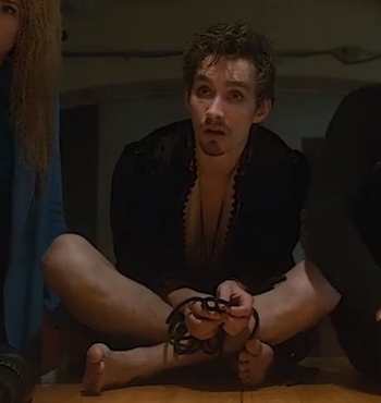 Robert Sheehan