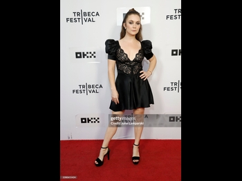  alt="Billie Lourd"