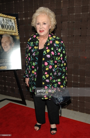 Doris Roberts