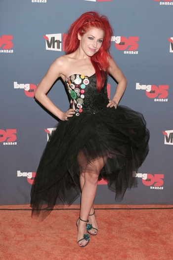 Bonnie McKee (I)