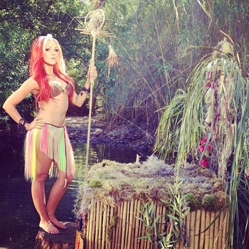 Bonnie McKee (I)