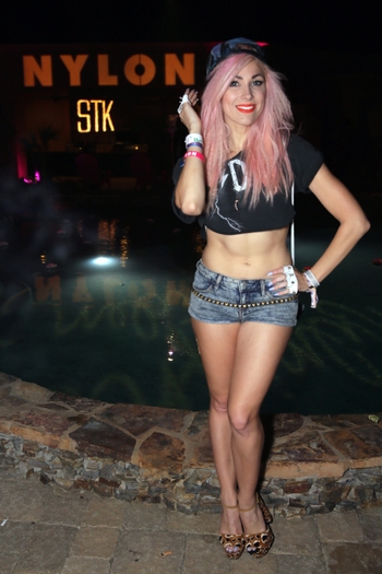 Bonnie McKee (I)