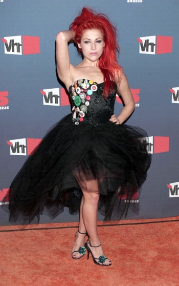 Bonnie McKee (I)