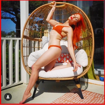 Bonnie McKee (I)