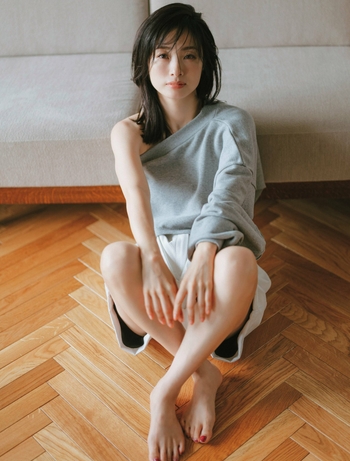 Aya Ueto