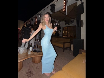  alt="Arilena Ara"