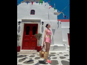  alt="Arilena Ara"