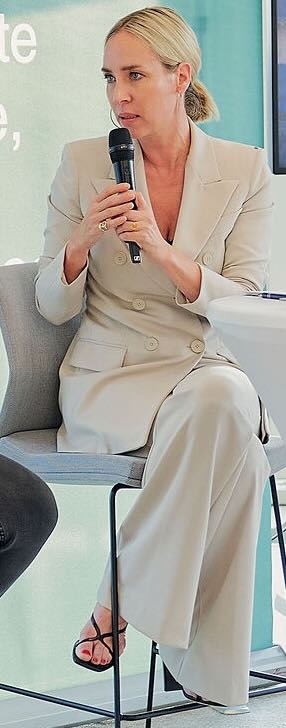 Nadja Bernhard