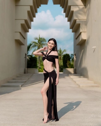 Davika Hoorne