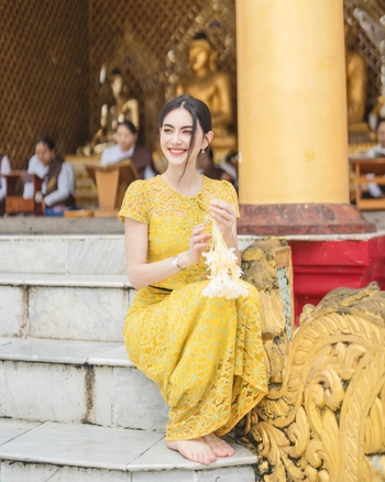 Davika Hoorne