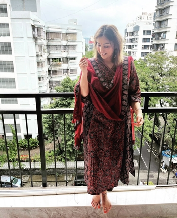 Khyaati Khandke Keswani