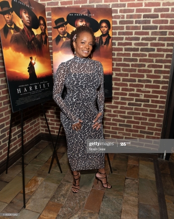 Vanessa Bell Calloway