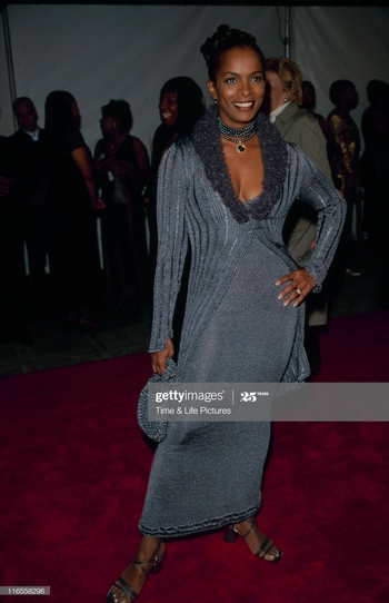 Vanessa Bell Calloway