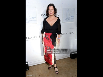  alt="Marcia Gay Harden"