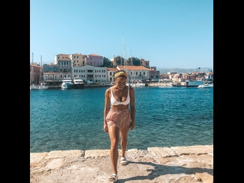  alt="Sophie Mcintosh"