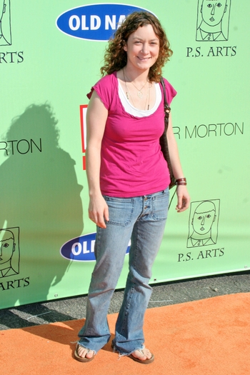 Sara Gilbert