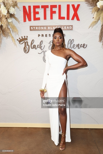 KiKi Layne