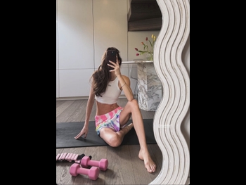  alt="Rosie Fortescue"
