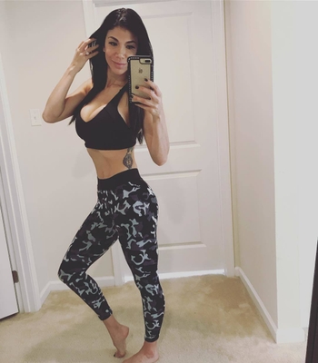 Rosa Mendes