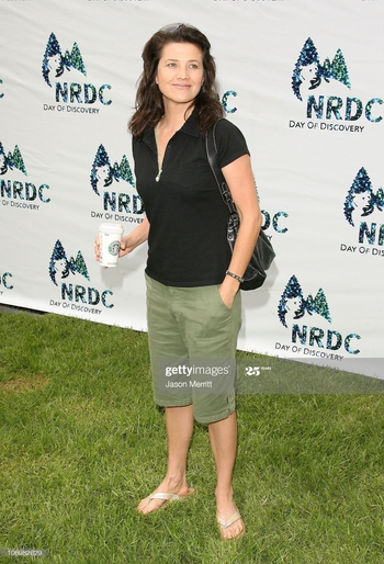 Daphne Zuniga