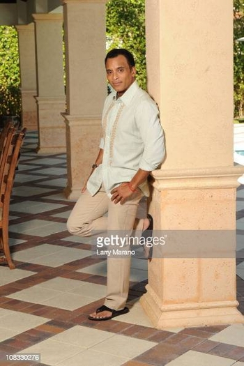 Jon Secada