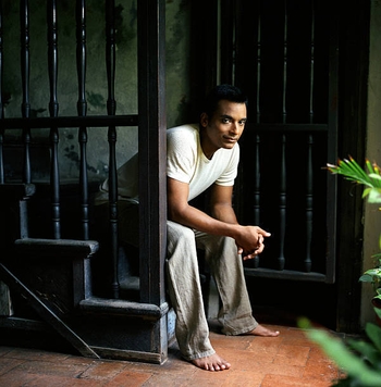 Jon Secada