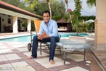 Jon Secada