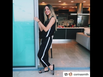  alt="Corina Smith"