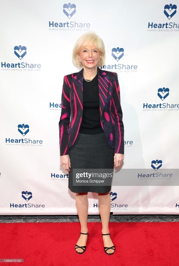 Lesley Stahl