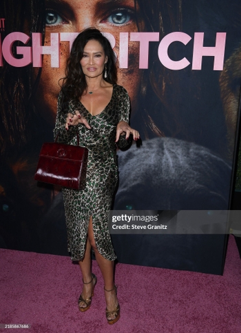 Tia Carrere