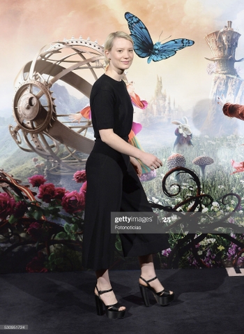 Mia Wasikowska