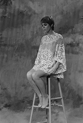 Judy Carne