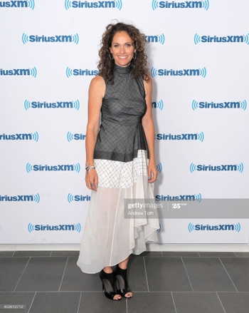 Amy Brenneman (I)