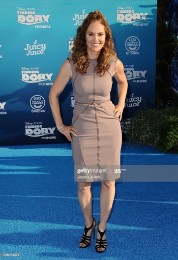 Amy Brenneman (I)