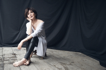 Rosamund Kwan