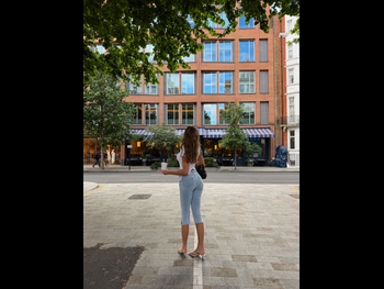  alt="Zara Mcdermott"