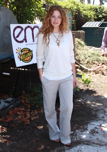 Rachelle Lefevre