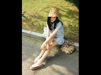  alt="Estelle Chen"