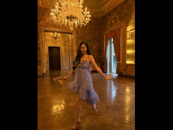  alt="Estelle Chen"