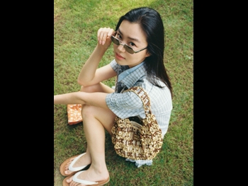  alt="Estelle Chen"